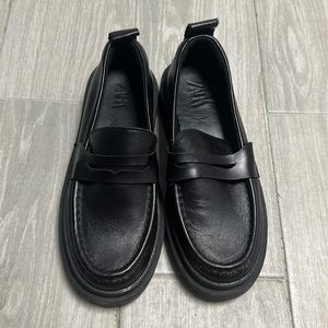 Zara black Jane shoes. Size 34 kids, 1.5 us